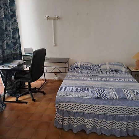 Appartement T2 Meuble Tout Confort Ле Госие Екстериор снимка