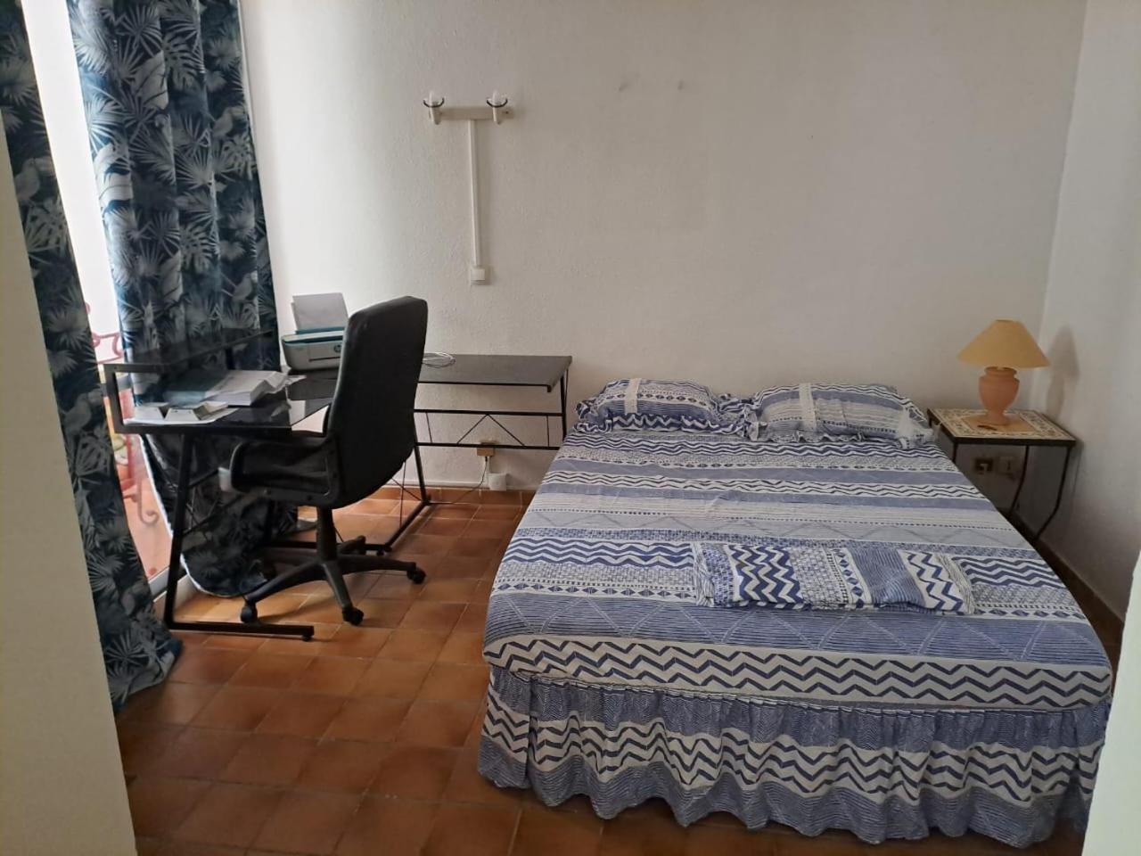 Appartement T2 Meuble Tout Confort Ле Госие Екстериор снимка