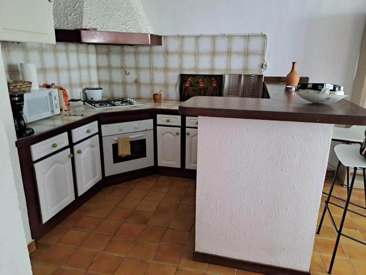 Appartement T2 Meuble Tout Confort Ле Госие Екстериор снимка